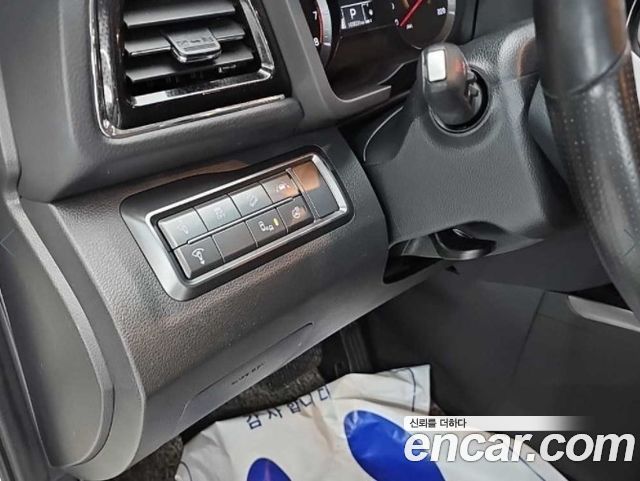 KG Mobility (SsangYong) Very New Tivoli Gasoline 1.5 2WD V3 2020 — фото 13