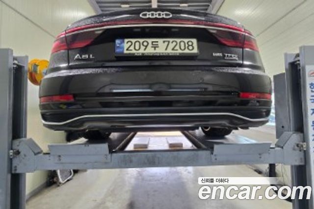 Audi A8 (D5) 55 TFSI Quattro Premium LWB 2022 — фото 2