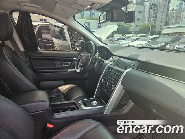 Land Rover Discovery Sport 2.0 TD4 SE 2016 — фото 18