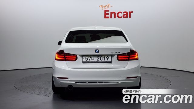 BMW 3 Series (F30) 320i Sport 2012 — фото 4