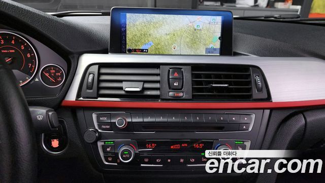 BMW 3 Series (F30) 320i Sport 2012 — фото 14