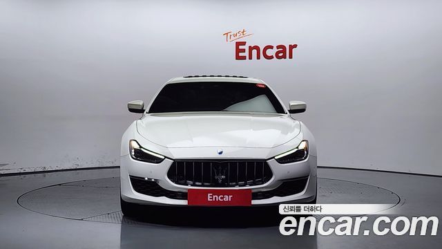 Maserati Ghibli 3.0 Diesel GranLusso 3rd 2018 — фото 3