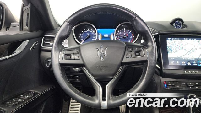 Maserati Ghibli 3.0 Diesel GranLusso 3rd 2018 — фото 17