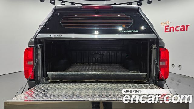 Chevrolet Real New Colorado 3.6 Z71-X 4WD 2021 — фото 20