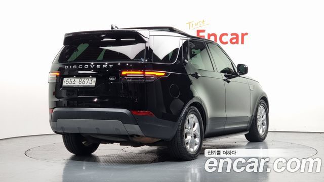 Land Rover Discovery 5 2.0 SD4 SE 2019 — фото 2