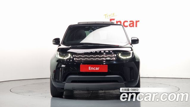 Land Rover Discovery 5 2.0 SD4 SE 2019 — фото 3