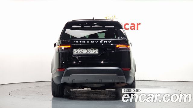 Land Rover Discovery 5 2.0 SD4 SE 2019 — фото 4