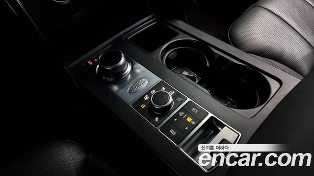 Land Rover Discovery 5 2.0 SD4 SE 2019 — фото 9
