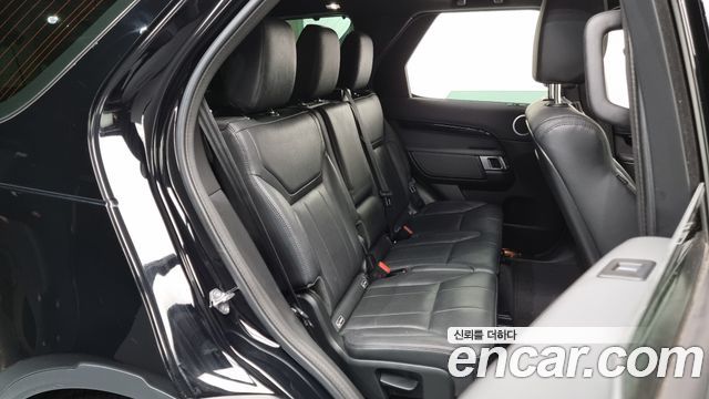Land Rover Discovery 5 2.0 SD4 SE 2019 — фото 11
