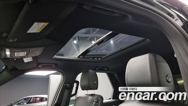 Land Rover Discovery 5 2.0 SD4 SE 2019 — фото 16