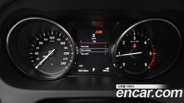 Land Rover Discovery Sport 2.0 TD4 SE 2018 — фото 8
