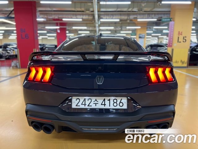 Ford Mustang (VII) 5.0 GT Premium Coupe 2024 — фото 5