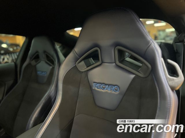 Ford Mustang (VII) 5.0 GT Premium Coupe 2024 — фото 17