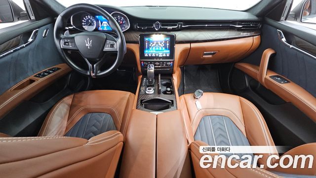 Maserati Quattroporte 3.0 V6 Granlusso 2019 — фото 7