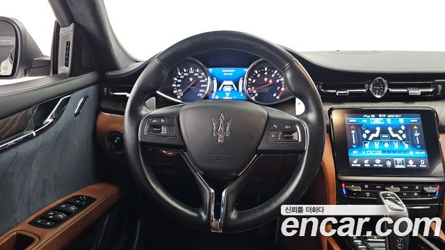 Maserati Quattroporte 3.0 V6 Granlusso 2019 — фото 13