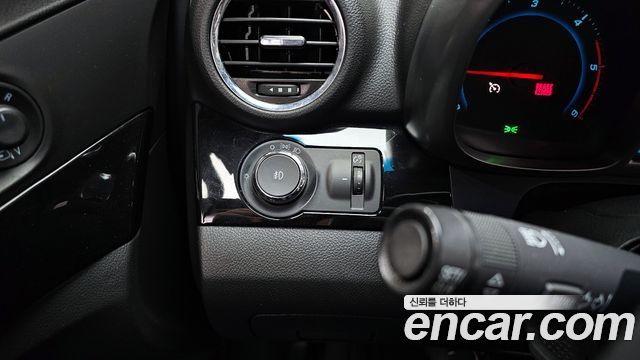 Chevrolet Orlando 2.0 Diesel LT Premium 2014 — фото 18