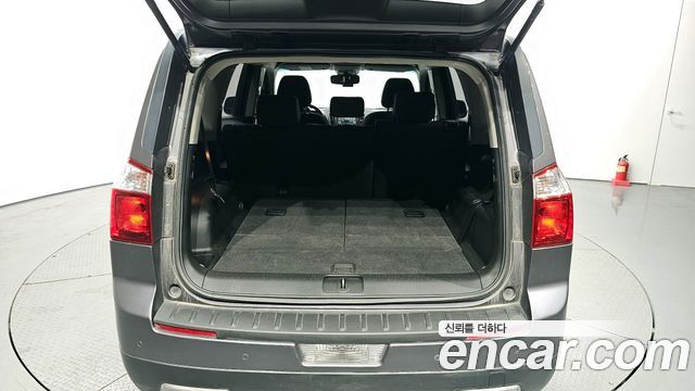 Chevrolet Orlando 2.0 Diesel LT Premium 2014 — фото 20