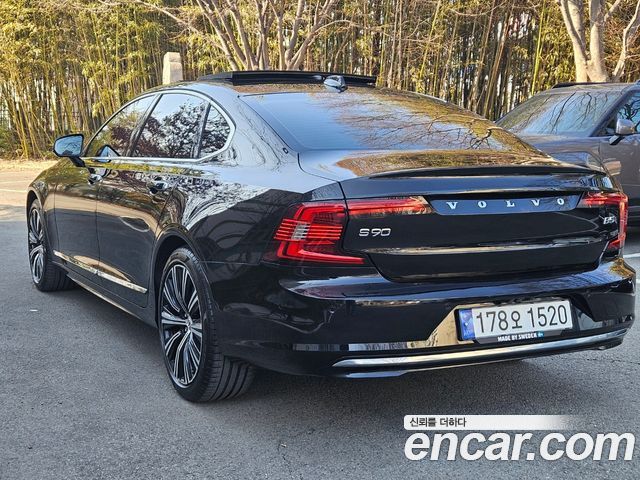 Volvo S90 B5 Inscription 2022 — фото 4