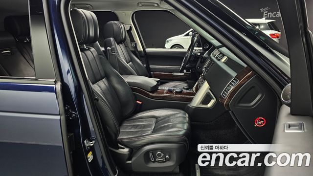 Land Rover Range Rover (IV) 4.4 SDV8 Vogue SE DIESEL 2016 — фото 10