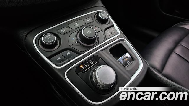 Chrysler 200 (II) 2.4 Limited 2015 — фото 9