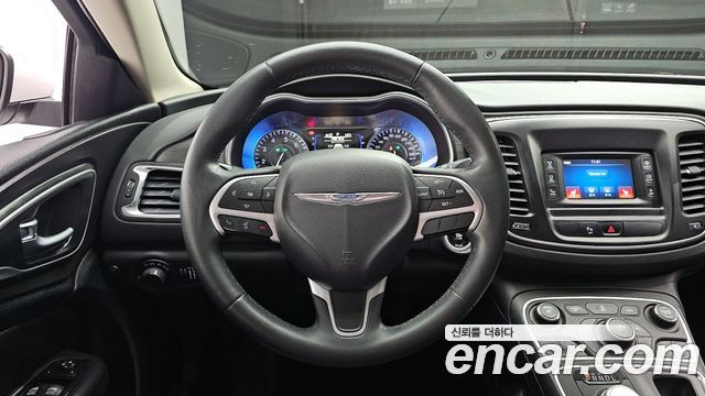 Chrysler 200 (II) 2.4 Limited 2015 — фото 13