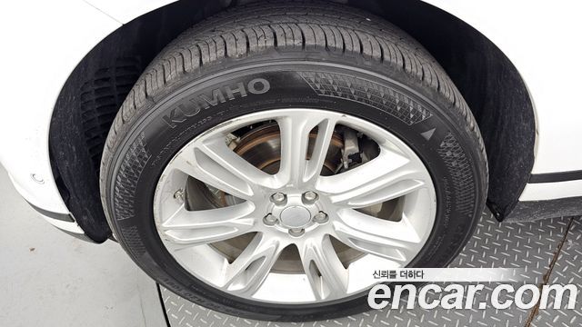 Land Rover Range Rover Velar 2.0 D240 SE 2019 — фото 5