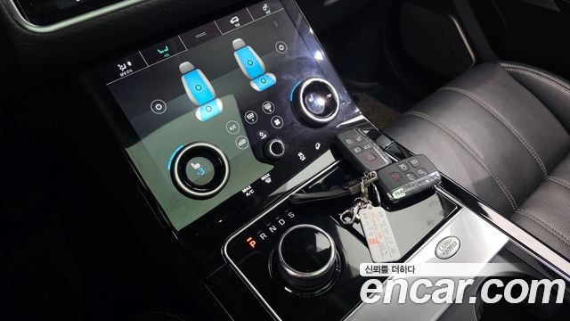 Land Rover Range Rover Velar 2.0 D240 SE 2019 — фото 9