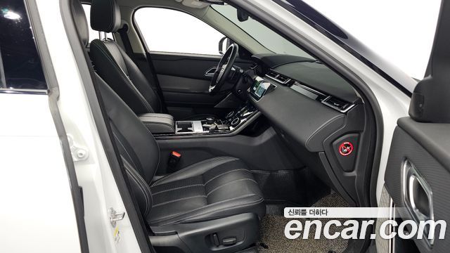 Land Rover Range Rover Velar 2.0 D240 SE 2019 — фото 11