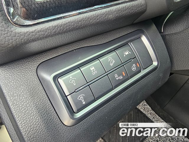 KG Mobility (SsangYong) Very New Tivoli Gasoline 1.5 2WD V3 2022 — фото 12