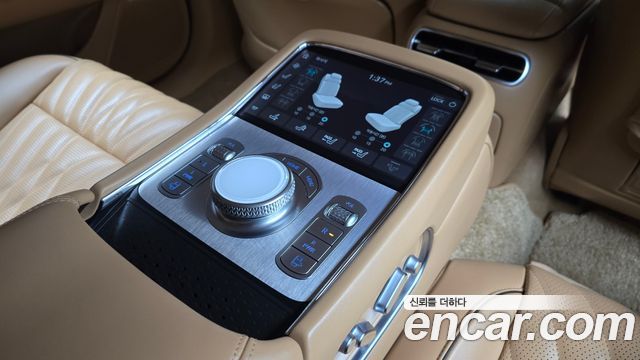 Genesis G90 (RS4) Gasoline 3.5 Turbo AWD 2022 — фото 19