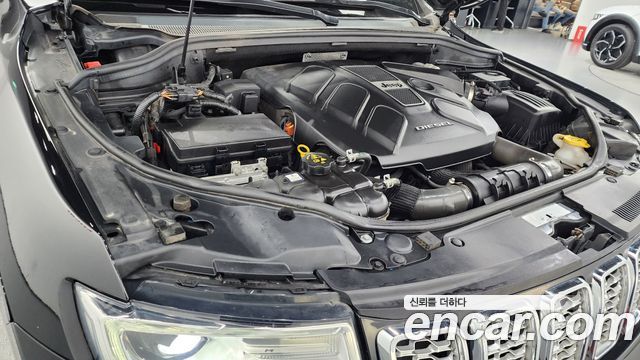 Jeep Grand Cherokee 3.0 Diesel Overland Summit WK2 2018 — фото 6