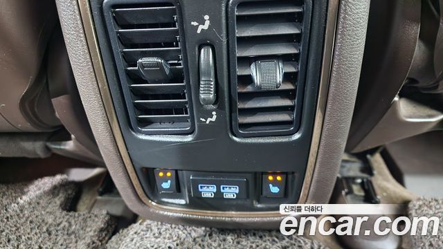 Jeep Grand Cherokee 3.0 Diesel Overland Summit WK2 2018 — фото 19