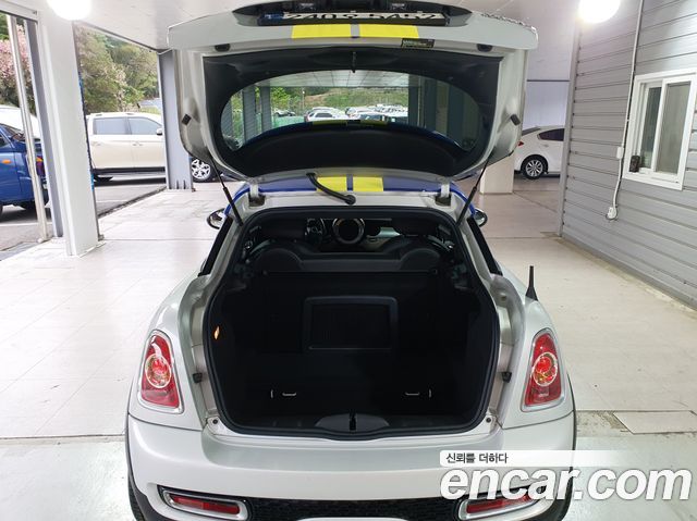 MINI Cooper S Coupe 1.6 2012 — фото 24