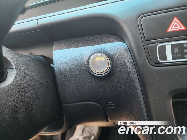 Hyundai Staria L3.5 Cargo 5-Seater Modern 2023 — фото 18