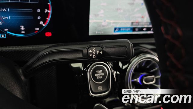 Mercedes-Benz A-Class (W177) AMG A35 4MATIC Sedan 2021 — фото 9