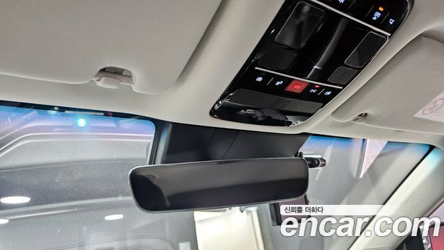 Hyundai Grandeur (GN7) 3.5 LPG 2WD (Taxi) Deluxe 2023 — фото 18