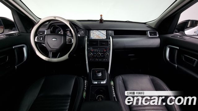Land Rover Discovery Sport 2.0 TD4 HSE Luxury 2016 — фото 7