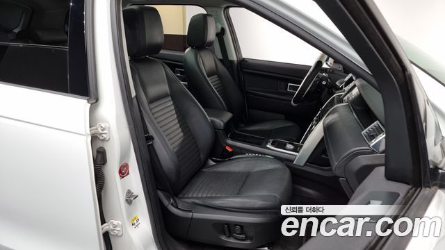 Land Rover Discovery Sport 2.0 TD4 HSE Luxury 2016 — фото 10