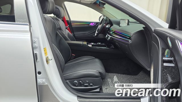 Genesis G80 (RG3) Gasoline 2.5 Turbo AWD 2024 — фото 10