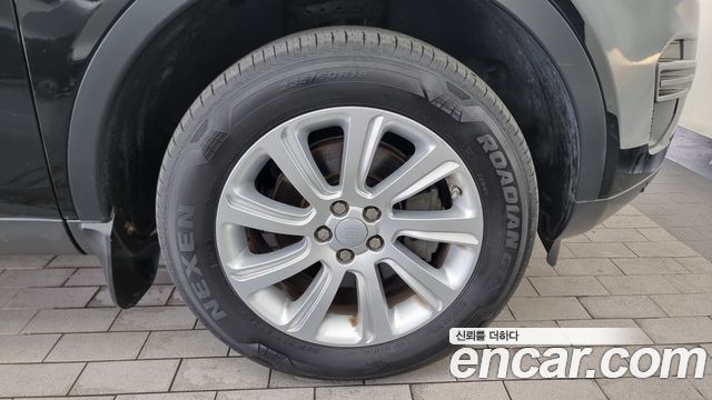 Land Rover Discovery Sport 2.0 TD4 SE 2016 — фото 5
