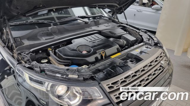 Land Rover Discovery Sport 2.0 TD4 SE 2016 — фото 6