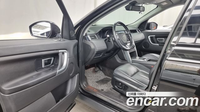 Land Rover Discovery Sport 2.0 TD4 SE 2016 — фото 10