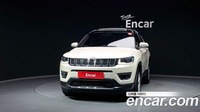 Jeep Compass (II) 2.4 Limitied AWD 2019 — фото 3