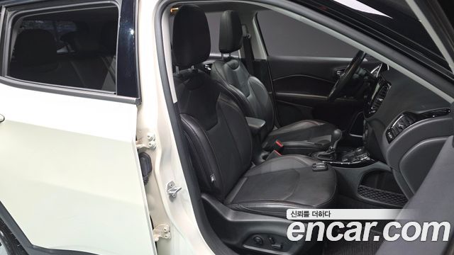 Jeep Compass (II) 2.4 Limitied AWD 2019 — фото 10