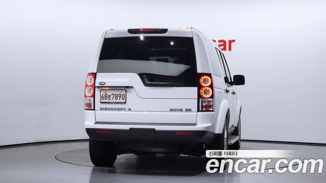 Land Rover Discovery 4 3.0 SDV6 SE 2012 — фото 4