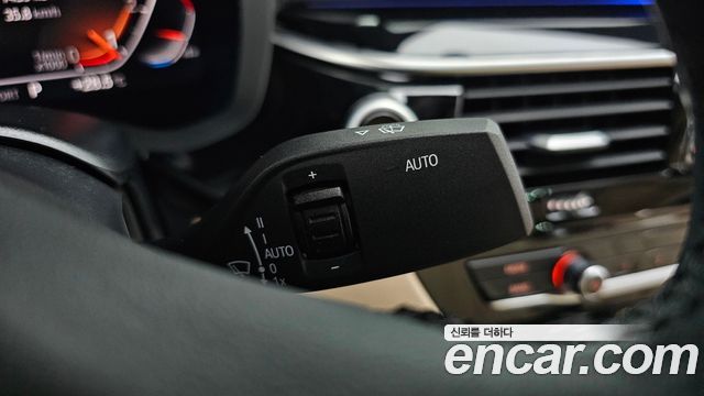 BMW 5 Series (G30) 520i Luxury 2020 — фото 18