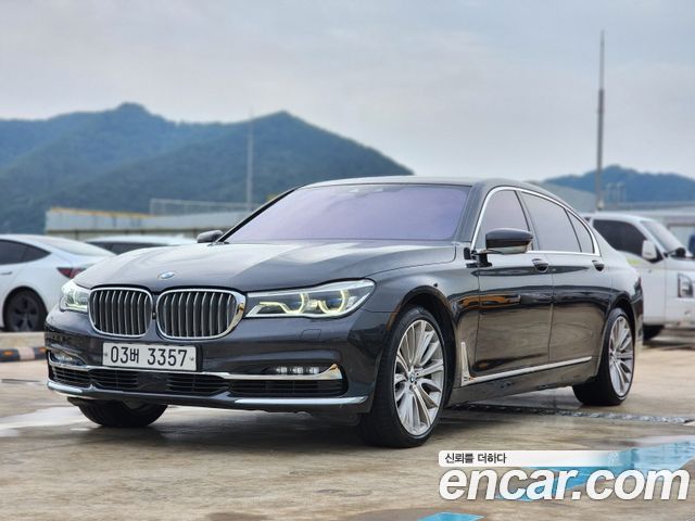 BMW 7 Series (G11) 750Li xDrive Premium