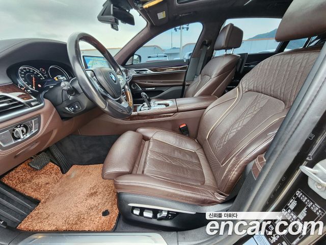 BMW 7 Series (G11) 750Li xDrive Premium 2016 — фото 9