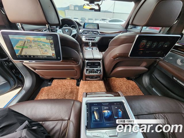 BMW 7 Series (G11) 750Li xDrive Premium 2016 — фото 19