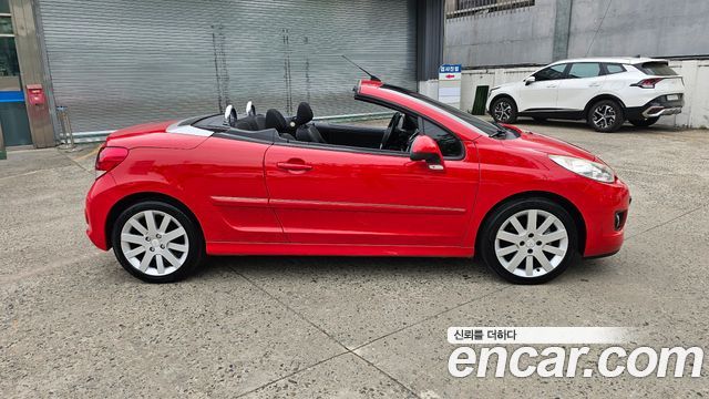 Peugeot 207CC 1.6 First Generation 2013 — фото 4